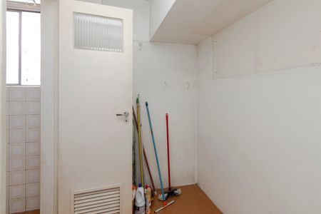 Apartamento à venda com 64m², 1 quarto e 1 vaga Apartamento à venda com 64m², 1 quarto e 1 vagaQuarto de Serviço