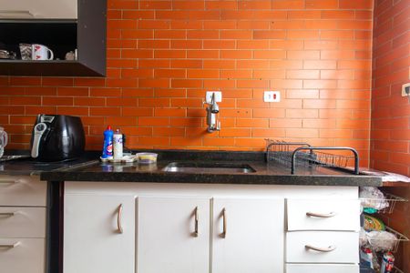 Casa à venda com 100m², 5 quartos e 2 vagas Casa à venda com 100m², 5 quartos e 2 vagasCozinha 1