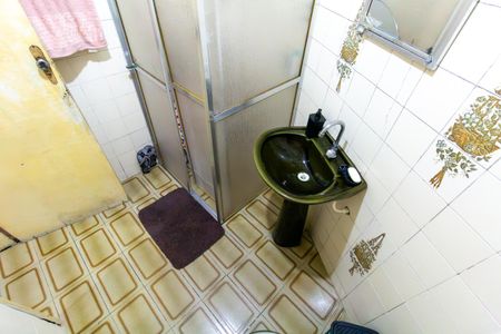 Casa à venda com 100m², 5 quartos e 2 vagas Casa à venda com 100m², 5 quartos e 2 vagasBanheiro 3