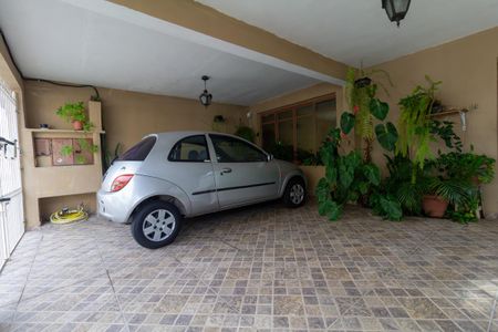 Casa à venda com 100m², 5 quartos e 2 vagas Casa à venda com 100m², 5 quartos e 2 vagasGaragem