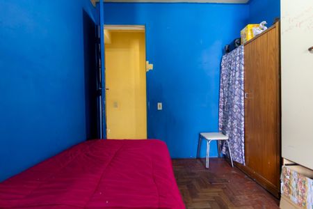 Casa à venda com 100m², 5 quartos e 2 vagas Casa à venda com 100m², 5 quartos e 2 vagasQuarto 4