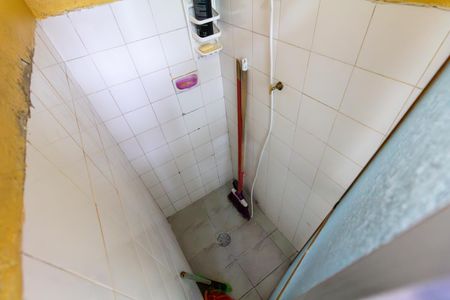 Casa à venda com 100m², 5 quartos e 2 vagas Casa à venda com 100m², 5 quartos e 2 vagasBanheiro 1