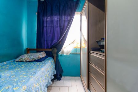 Casa à venda com 100m², 5 quartos e 2 vagas Casa à venda com 100m², 5 quartos e 2 vagasQuarto 2