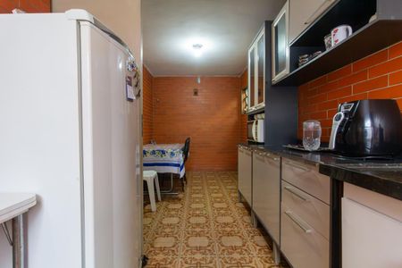 Casa à venda com 100m², 5 quartos e 2 vagas Casa à venda com 100m², 5 quartos e 2 vagasCozinha 1