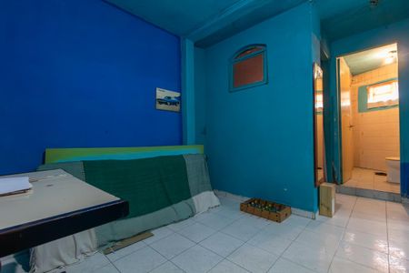 Casa à venda com 100m², 5 quartos e 2 vagas Casa à venda com 100m², 5 quartos e 2 vagasSala 2