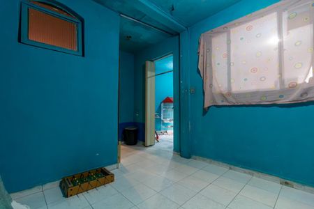 Casa à venda com 100m², 5 quartos e 2 vagas Casa à venda com 100m², 5 quartos e 2 vagasSala 2