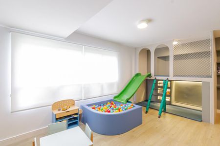 Apartamento para alugar com 69m², 2 quartos e 1 vaga Apartamento para alugar com 69m², 2 quartos e 1 vagaÁrea comum - Brinquedoteca