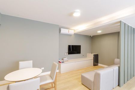 Apartamento para alugar com 69m², 2 quartos e 1 vaga Apartamento para alugar com 69m², 2 quartos e 1 vagaÁrea comum - Salão de TV