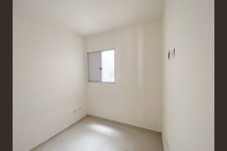 Quarto 2 de apartamento para alugar com 2 quartos, 34m² em Vila Invernada, São Paulo
