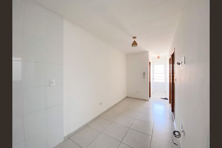 Sala de apartamento para alugar com 2 quartos, 34m² em Vila Invernada, São Paulo
