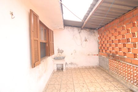 Lavanderia de casa para alugar com 1 quarto, 40m² em Jardim Guarapiranga, São Paulo