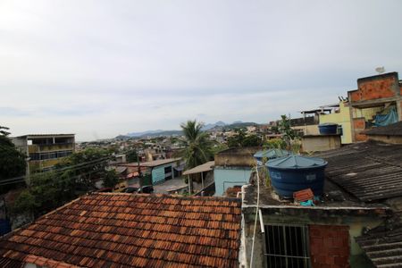 Vista do Quarto 1 de casa para alugar com 2 quartos, 50m² em Cordovil, Rio de Janeiro
