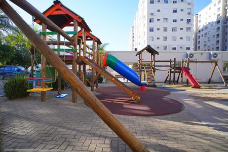 Apartamento à venda com 48m², 2 quartos e 1 vaga Apartamento à venda com 48m², 2 quartos e 1 vagaÁrea Comum - Playground