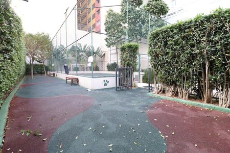 Apartamento para alugar com 33m², 1 quarto e 1 vagaQuadra