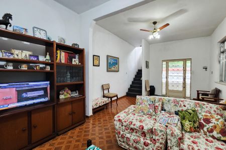 Casa à venda com 180m², 5 quartos e 2 vagasSala 