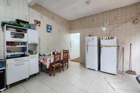 Casa à venda com 180m², 5 quartos e 2 vagasCozinha 