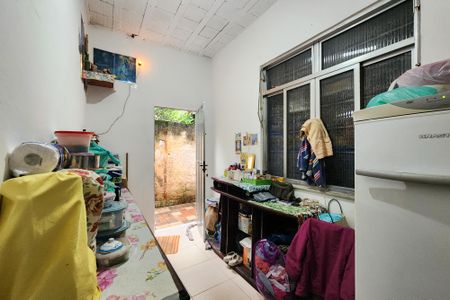 Casa à venda com 180m², 5 quartos e 2 vagasCozinha 