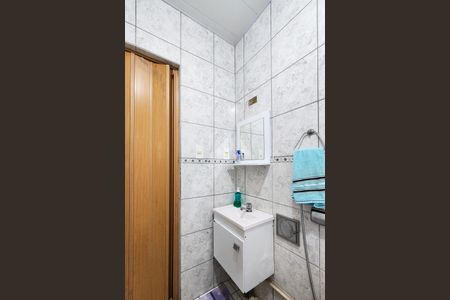 Casa à venda com 180m², 5 quartos e 2 vagasBanheiro da Suíte 2