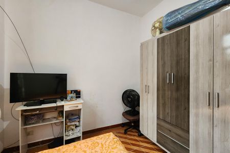 Casa à venda com 180m², 5 quartos e 2 vagasSuíte 2