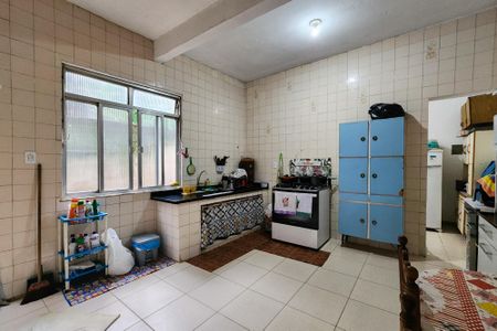 Casa à venda com 180m², 5 quartos e 2 vagasCozinha 