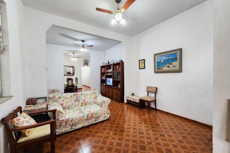 Casa à venda com 180m², 5 quartos e 2 vagasSala 