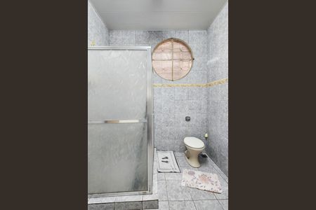 Casa à venda com 180m², 5 quartos e 2 vagasBanheiro Social 2