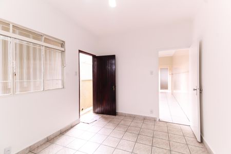 Casa para alugar com 131m², 2 quartos e 2 vagasSala