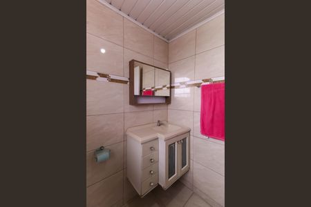 Casa para alugar com 131m², 2 quartos e 2 vagasBanheiro 1