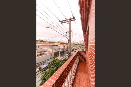 Casa para alugar com 131m², 2 quartos e 2 vagasVaranda