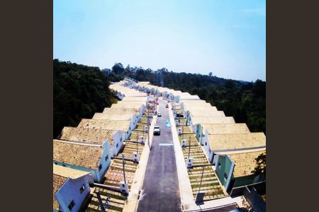 Casa de condomínio para alugar com 60m², 2 quartos e 2 vagas