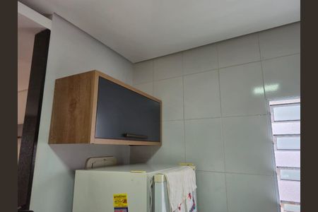 Casa de condomínio para alugar com 60m², 2 quartos e 2 vagas