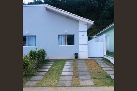 Casa de condomínio para alugar com 60m², 2 quartos e 2 vagas