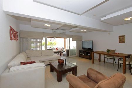 Sala  de casa para alugar com 4 quartos, 510m² em Boa Vista, Porto Alegre