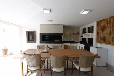 Casa à venda com 510m², 4 quartos e 3 vagasÁrea Externa 