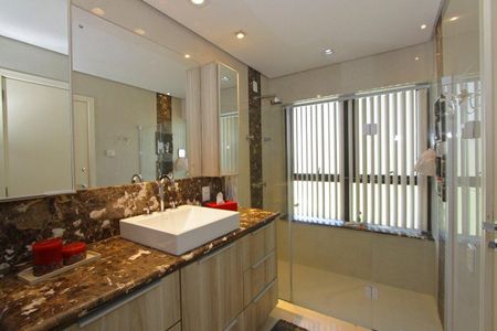 Casa à venda com 510m², 4 quartos e 3 vagasBanheiro 3