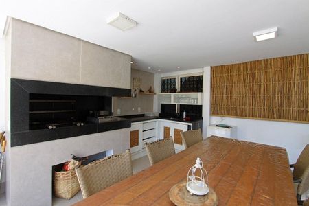 Casa à venda com 510m², 4 quartos e 3 vagasÁrea Externa 