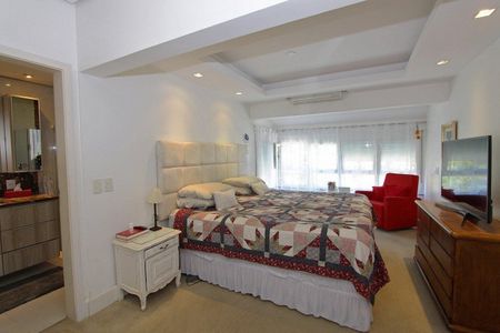 Casa à venda com 510m², 4 quartos e 3 vagasQuarto 1