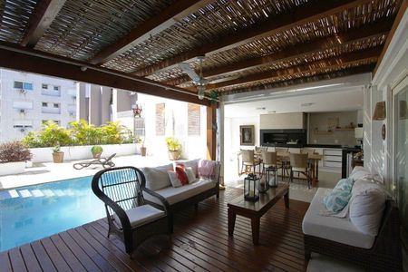 Casa à venda com 510m², 4 quartos e 3 vagasÁrea Externa 