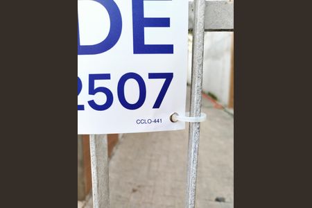 Casa à venda com 600m², 5 quartos e 6 vagas Casa à venda com 600m², 5 quartos e 6 vagasPlaca CCLO-441