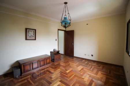 Casa à venda com 600m², 5 quartos e 6 vagas Casa à venda com 600m², 5 quartos e 6 vagasSuíte 1