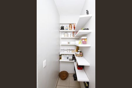 Casa à venda com 380m², 4 quartos e 4 vagasDespensa