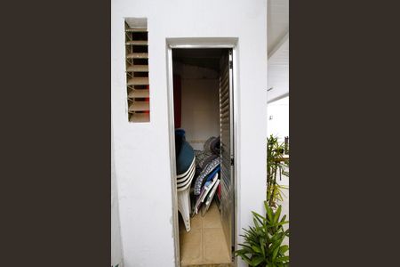 Casa à venda com 380m², 4 quartos e 4 vagasBanheiro 4