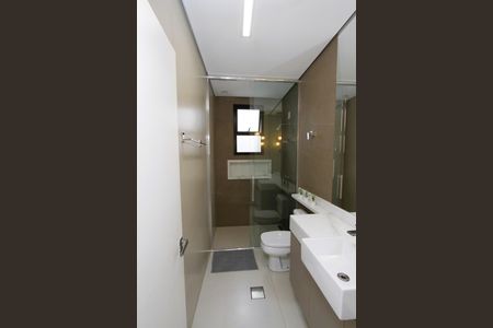 Casa à venda com 380m², 4 quartos e 4 vagasBanheiro Social