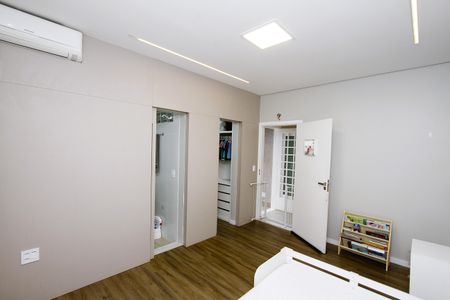 Casa para alugar com 380m², 4 quartos e 4 vagasQuarto 4 - Suíte