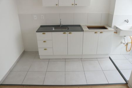 Apartamento à venda com 42m², 2 quartos e sem vagaCozinha e Área de Serviço