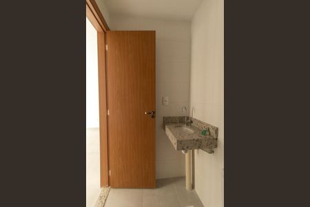 Apartamento para alugar com 47m², 2 quartos e 1 vaga Apartamento para alugar com 47m², 2 quartos e 1 vagaBanheiro Social