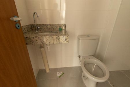 Apartamento para alugar com 47m², 2 quartos e 1 vaga Apartamento para alugar com 47m², 2 quartos e 1 vagaBanheiro Social