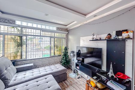 Casa à venda com 240m², 3 quartos e 1 vagaSala