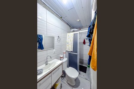 Casa à venda com 240m², 3 quartos e 1 vagaCasa 2 - Banheiro