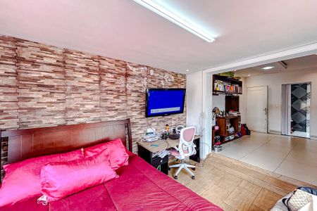 Casa à venda com 240m², 3 quartos e 1 vagaSuíte 2